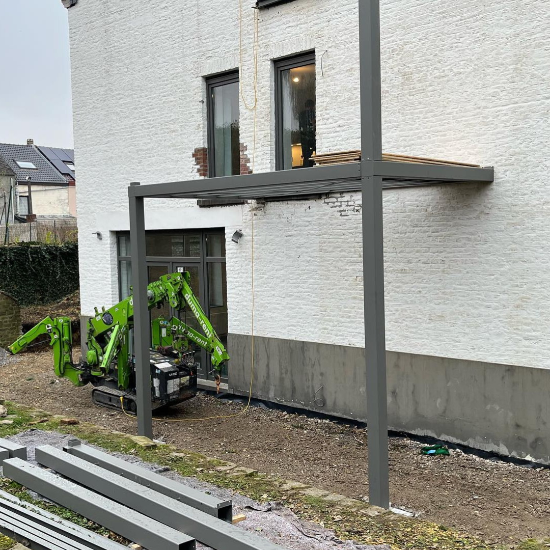 Balcons suspendus métalliques - Ferronnerie Dur Come Fer Métal - Arnaud Van Mosnenck