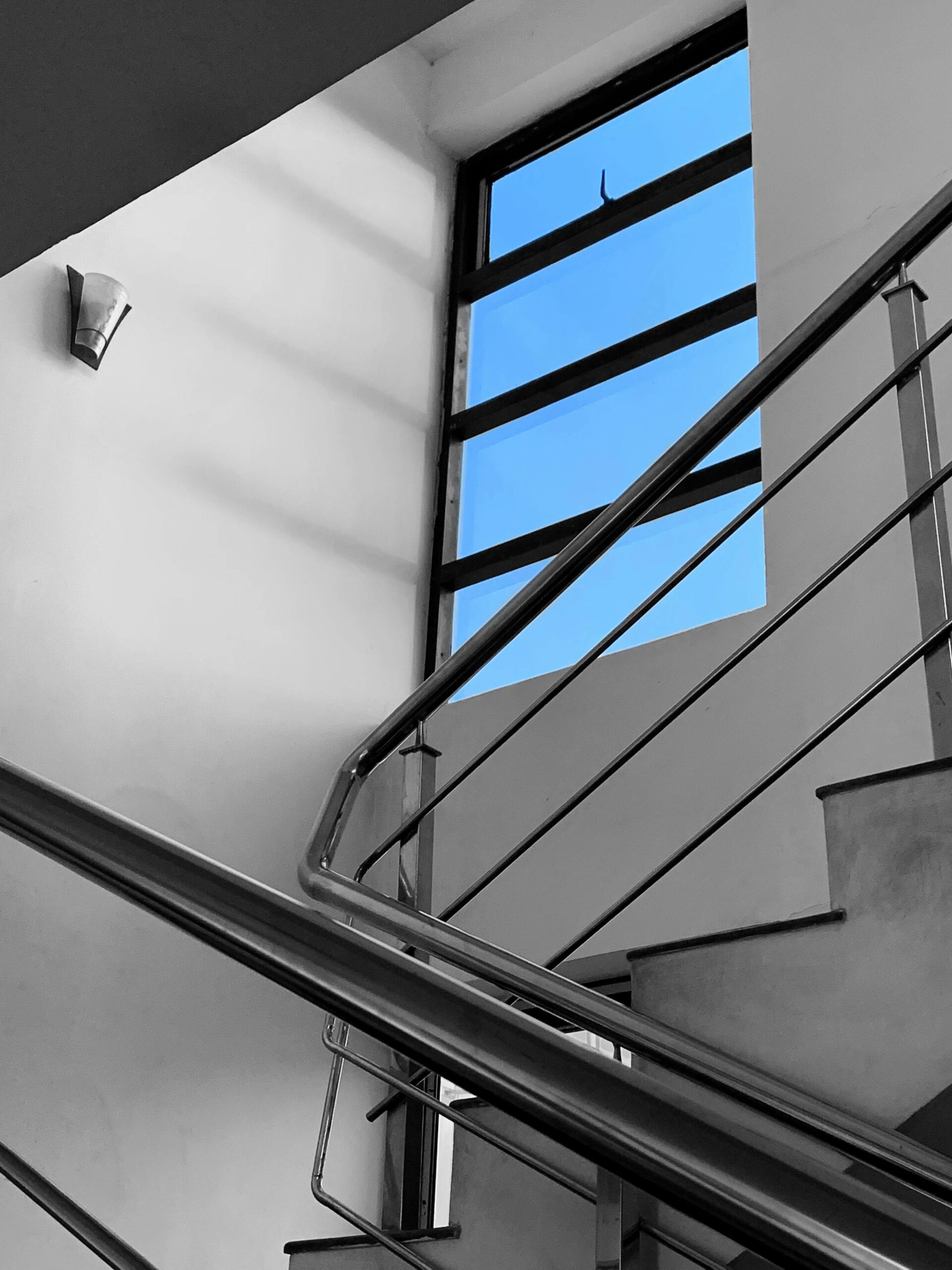 Balcons suspendus métalliques - Ferronnerie Dur Come Fer Métal - Arnaud Van Mosnenck